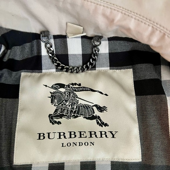 BURBERRY | Double Breasted Trench Coat Beige Cream Heritage UK 6 US 4 - Picture 12 of 16